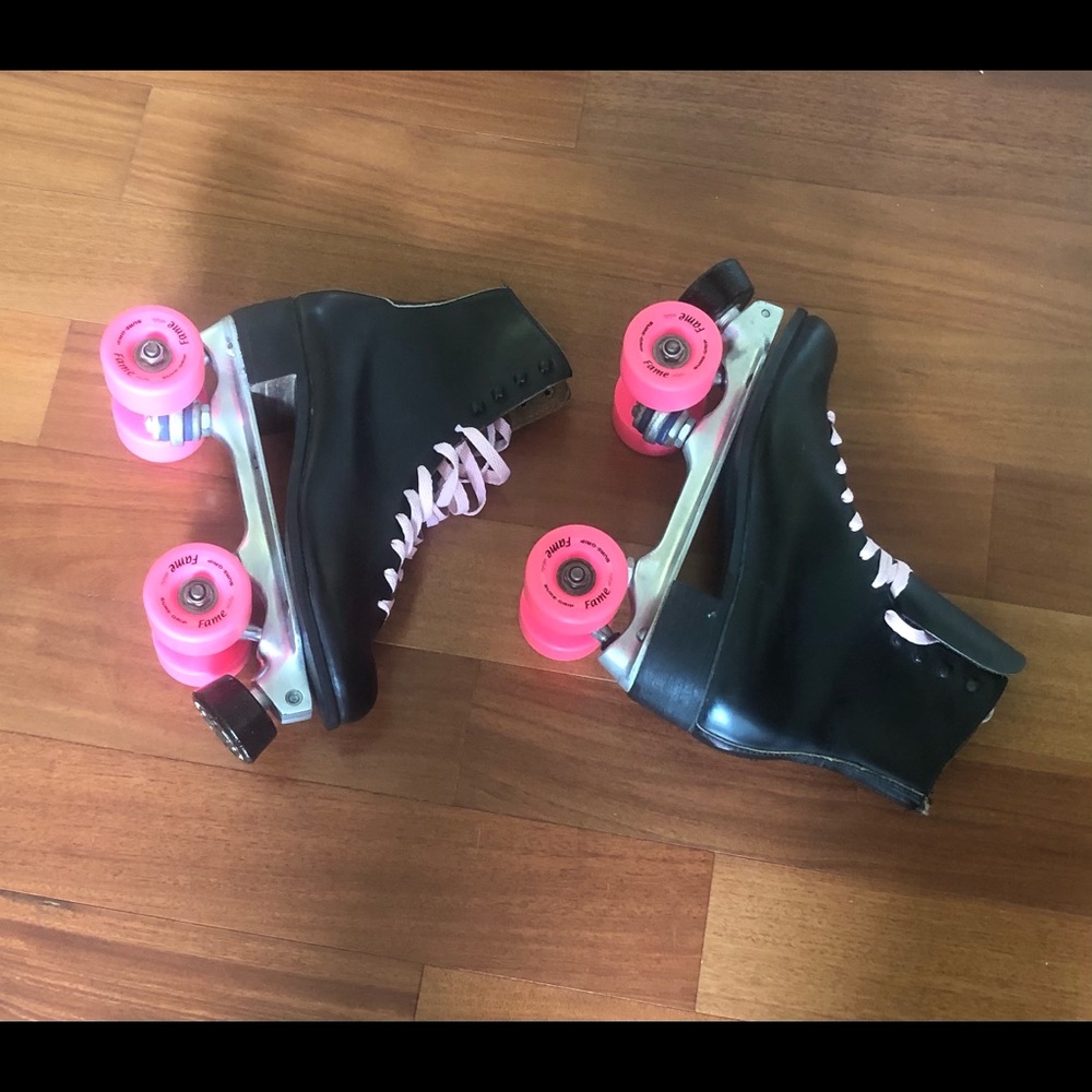 Pacer Crown Vintage Roller Skates